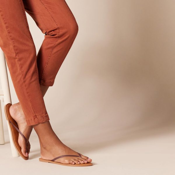 715QoFKtRQL.jpg Women's Thong Sandal