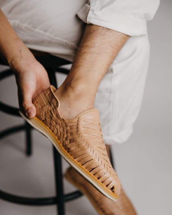 71GfNx8S4aL.jpg Handmade Leather Huarache Sandals for Men - Genuine Tan Leather, Slip-On, Breathable Design, Ultra Comfortable Insole, Casual
