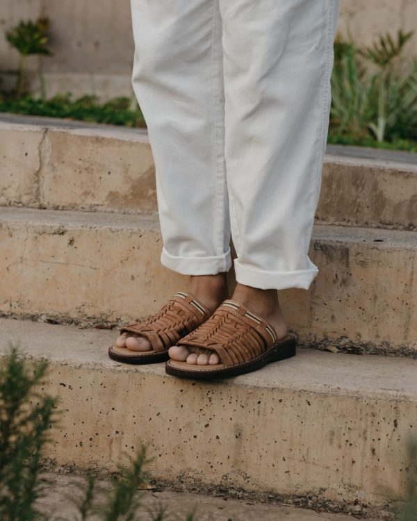 81ZC4FnSCyL.jpg Handmade Leather Huaraches for Men - Slip-On Open Toe Sandals - Comfortable, Breathable, Lightweight, Water Resistant, Tan Color